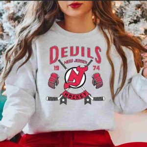Retro Devils Hockey T Shirt2