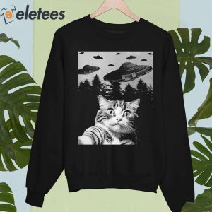 UFO Cat Selfie Shirt 4