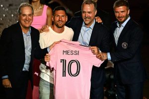 David Beckham Welcomes Lionel Messi to His Inter Miami 1