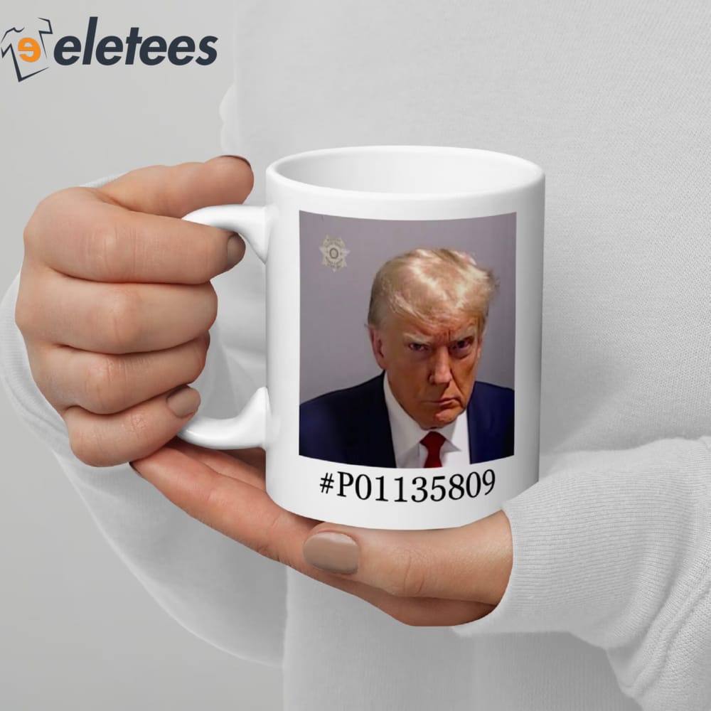 https://eletees.com/wp-content/uploads/2023/08/Trump-Mugshot-P01135809-Mug-2.jpg