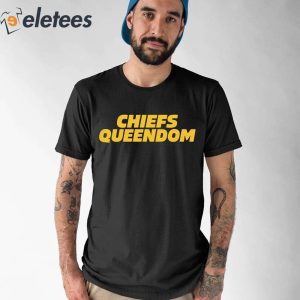 Is Taylor Here Travis Kelce Chiefs Shirt - Ipeepz