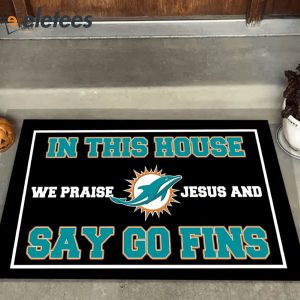 In This House We Praise Jesus and Say Go Fins Doormat1