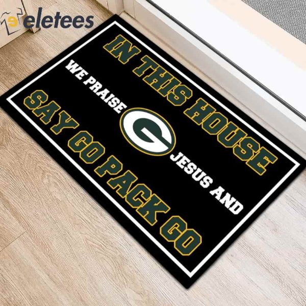 In This House We Praise Jesus and Say Go Pack Go Doormat