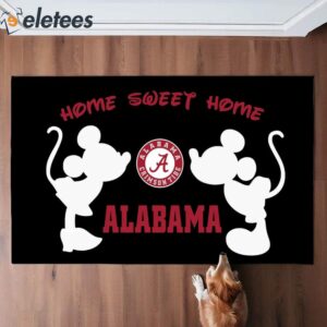 Mickey and Minnie Mouse Kissing Alabama Football Funny Doormat Decor Sweet Home