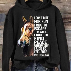 Women's Western Pony I Don't Ride For Fun I Ride To Escape Printed Hooded Sweatshirt2