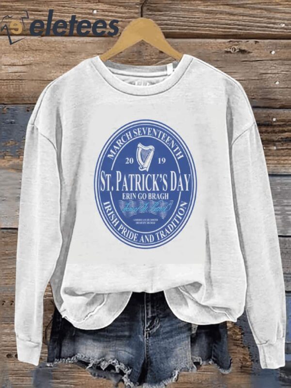 St. Patrick’s Day Oval label Art Design Print Casual Sweatshirt