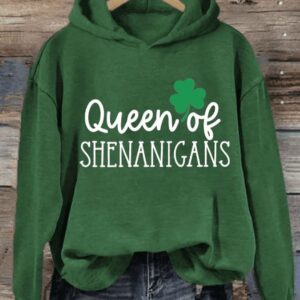 Women’s Queen Of Shenanigans Print Casual Sweatshirt