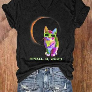 V-neck Retro Cat Solar Eclipse Of April 8 2024 Print T-Shirt