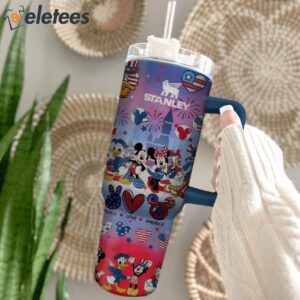 Disney Characters Magical Castle 4th Of July 40oz Tumbler 20241