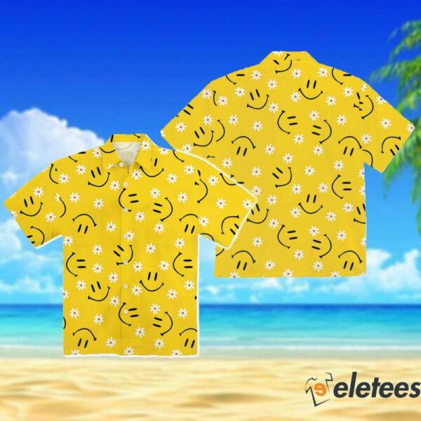 Casual Hawaiian Smiley And Daisy Print Short Hawaiian Shirt