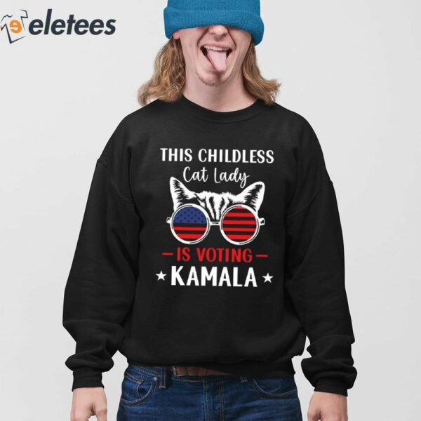 This Childless Cat Lady Is Voting Kamala-Harris 2024 Shirt
